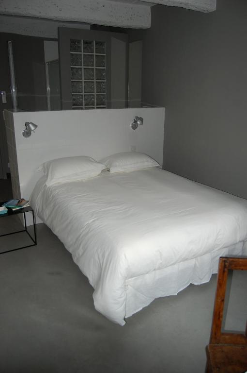 Hotel Le 2 Vence Habitación foto